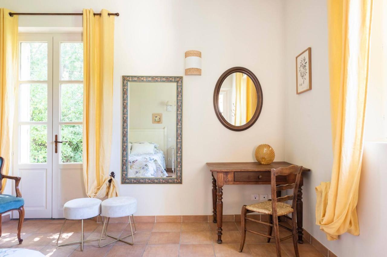 Hotel Mas De Lure Salon-de-Provence Exteriér fotografie